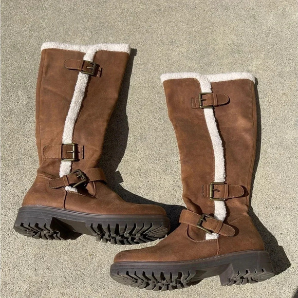 Cliffs by White Mountain Merritt Boot - Picture 4 of 7